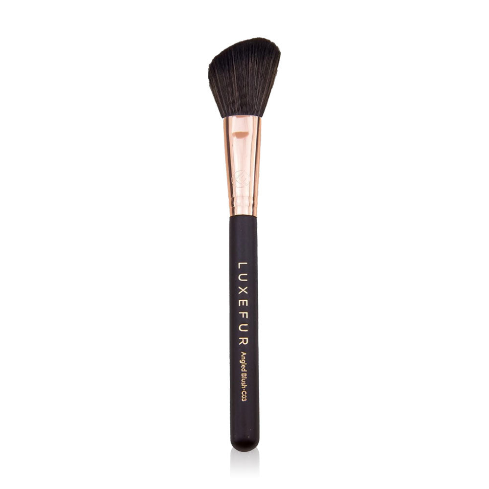 LUXEFUR Angled Blush Brush C03
