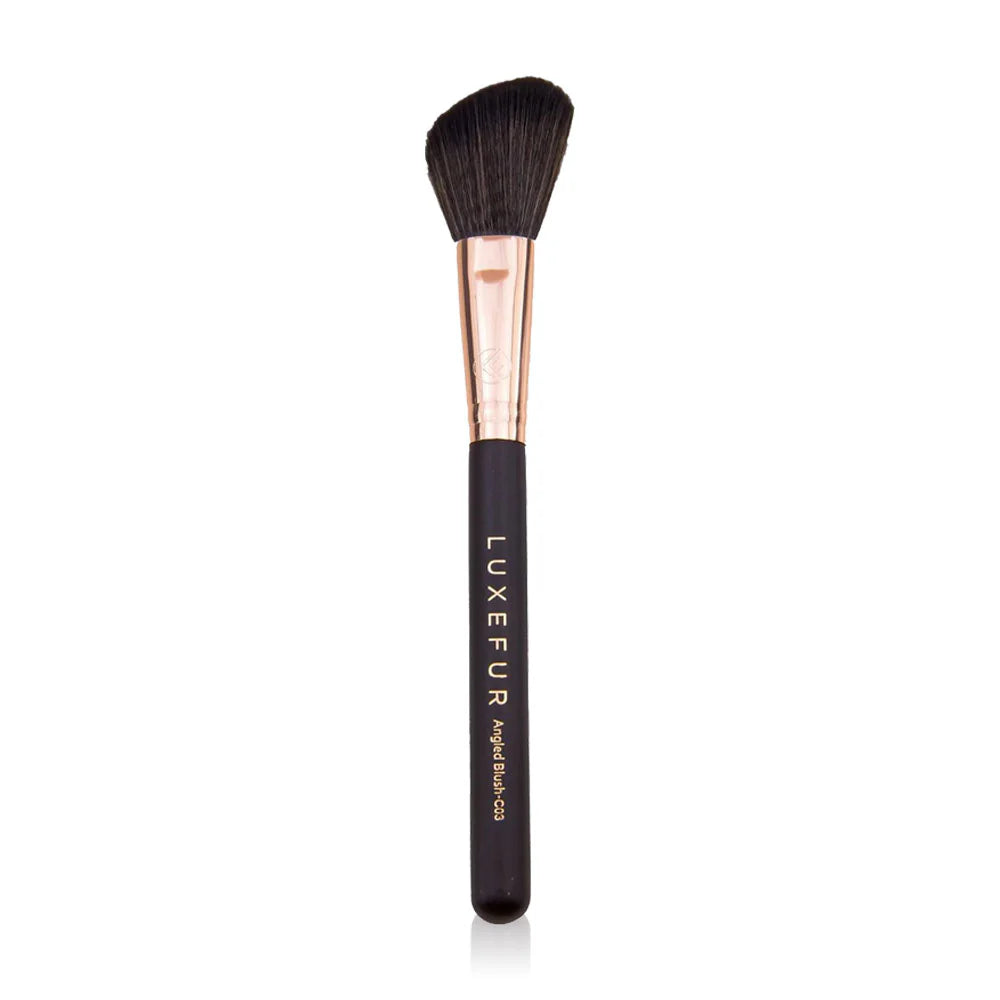 LUXEFUR Angled Blush Brush C03