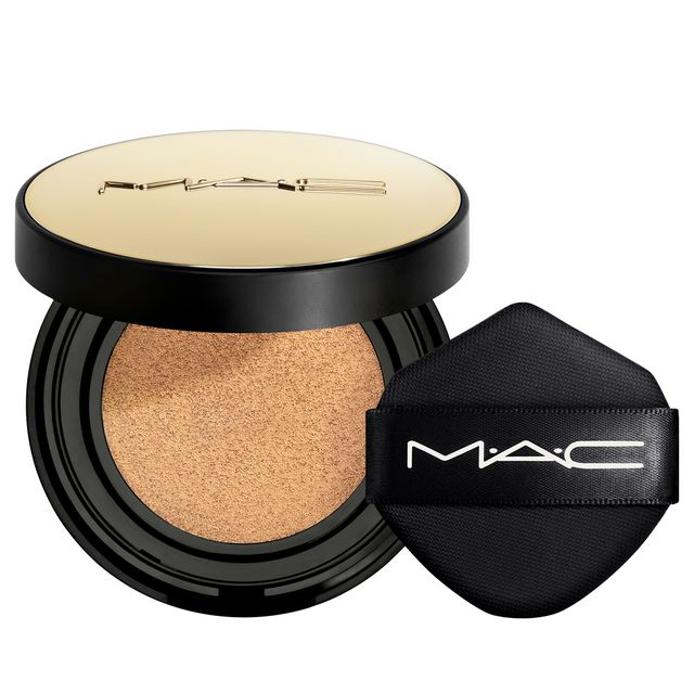 MAC Studio Radiance Serum-powered Cushion Foundation SPF50+/PA+++